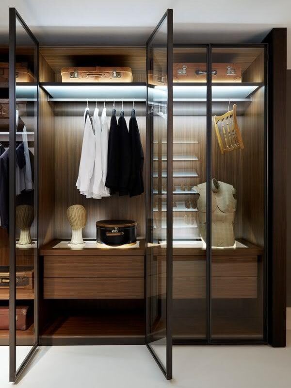 Bifold, Sliding or Hinged Doors for Wardrobes & Closets?