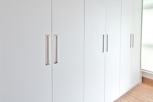 built-in handles in wardrobe doors