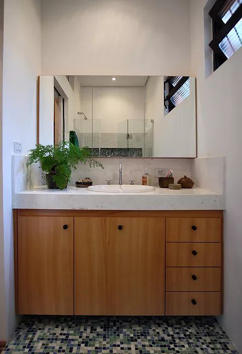 Marble countertop, backsplash and mitered edge profile.