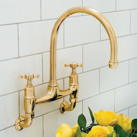 Kitchen wall-mounted bridge faucet