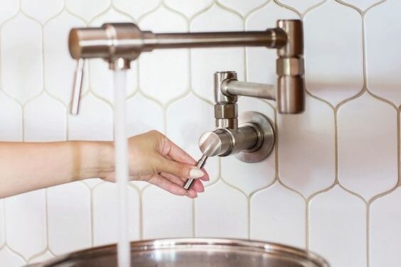 How to Repair a Leaky Kitchen Faucet