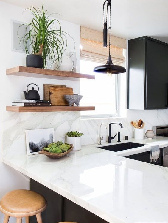 Custom kitchen countertop design - L-shaped countertop with peninsula